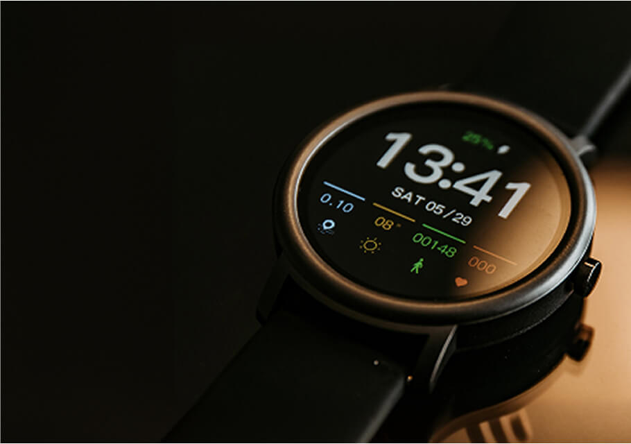 Omnix Watch Ultra tracking active lifestyle